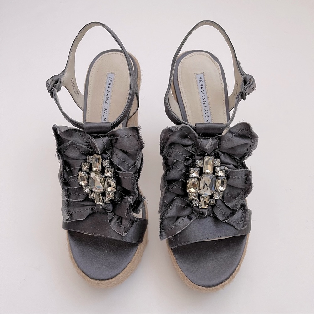 NWB Vera Wang Lavender Paige gray silk espadrilles